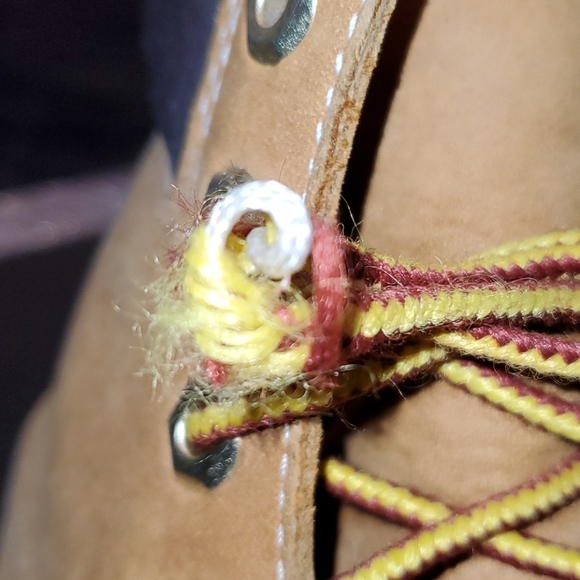 Youth Wheat Timberlands - Picture 4 of 5